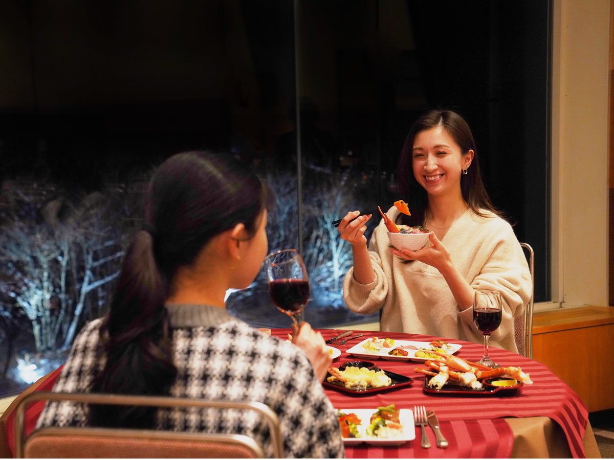 夕食（イメージ）